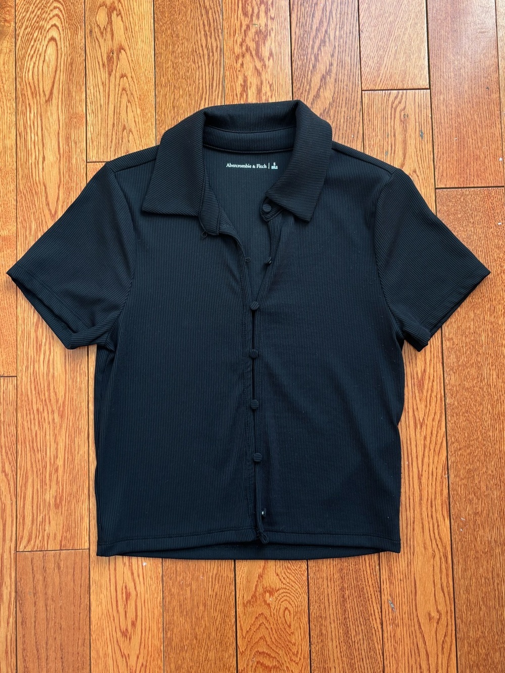 Abercrombie & Fitch Black Short-Sleeve Button-Up